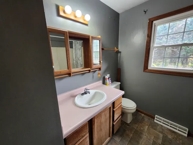 $1 | 205 Alvin Circle, Beaver Dam, WI 53916