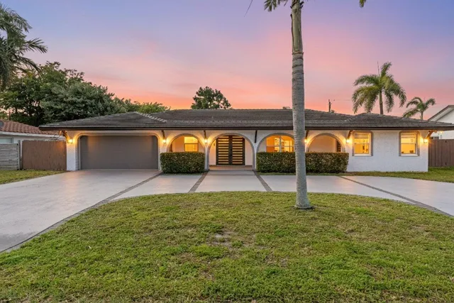 $1,100,000 | 383 Denny Court, Boca Raton, FL 33486