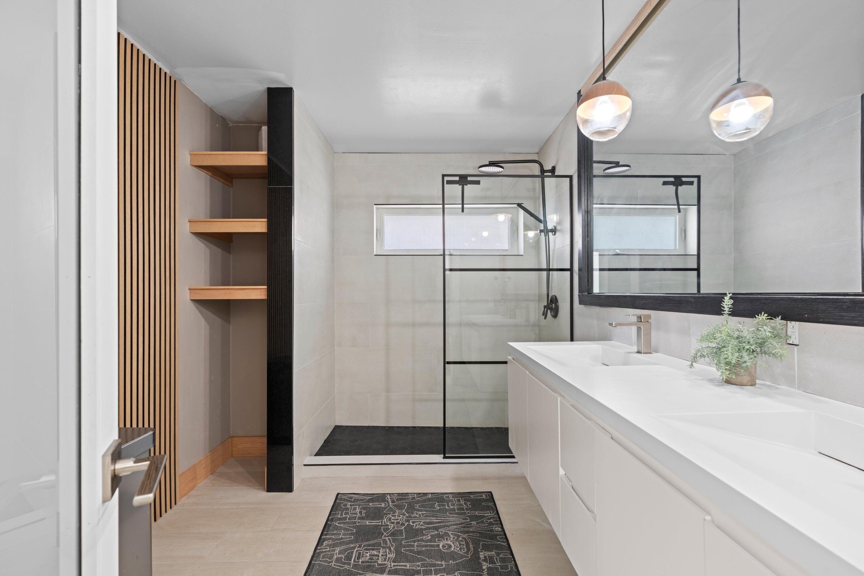 383 Denny Court Boca Raton, FL 33486 - Photo 19 of 43 Bathroom #4