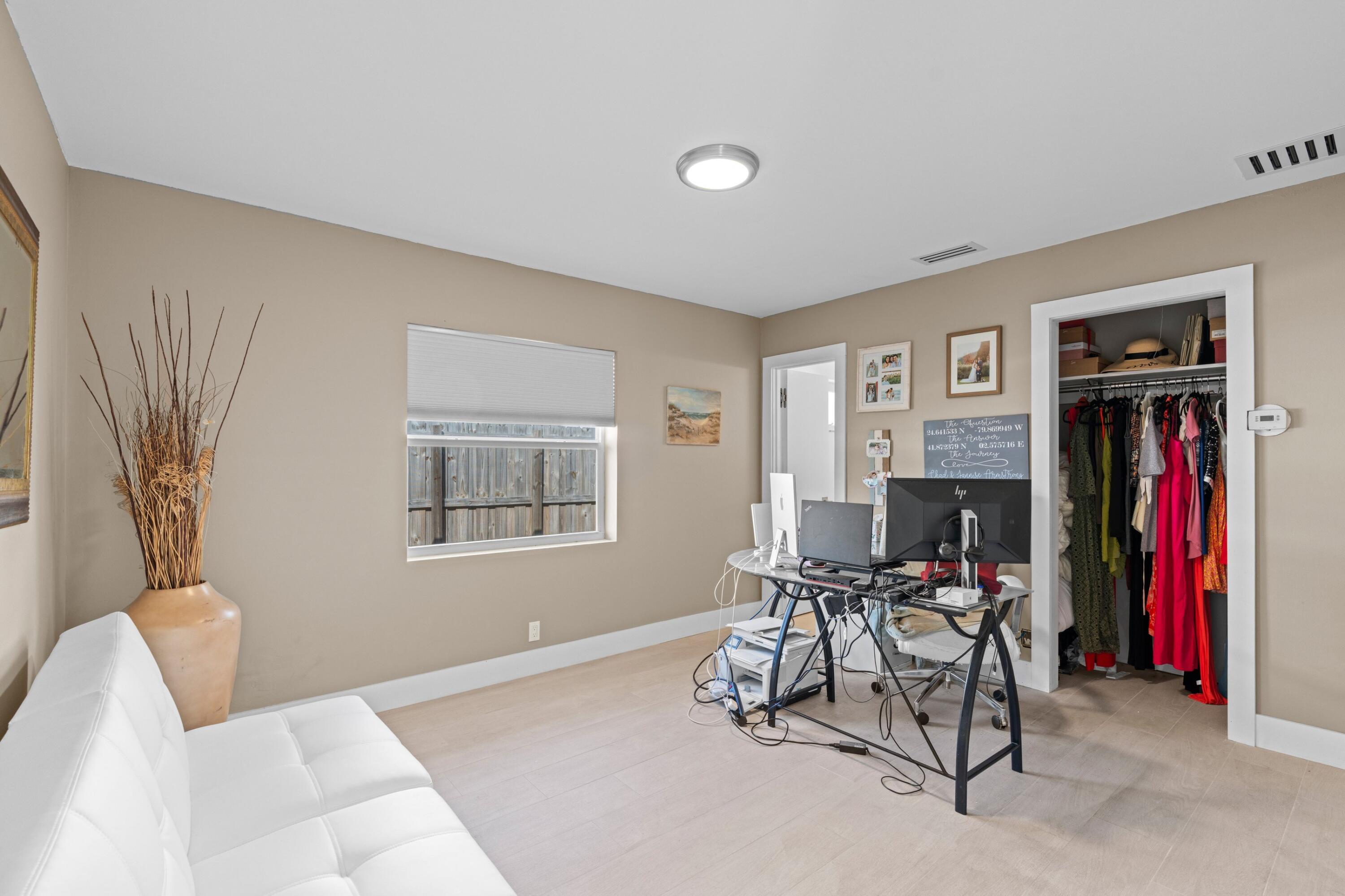 383 Denny Court Boca Raton, FL 33486 - Photo 20 of 43 Bedroom #3