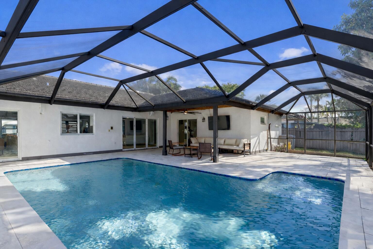 383 Denny Court Boca Raton, FL 33486 - Photo 25 of 43 Pool & Patio