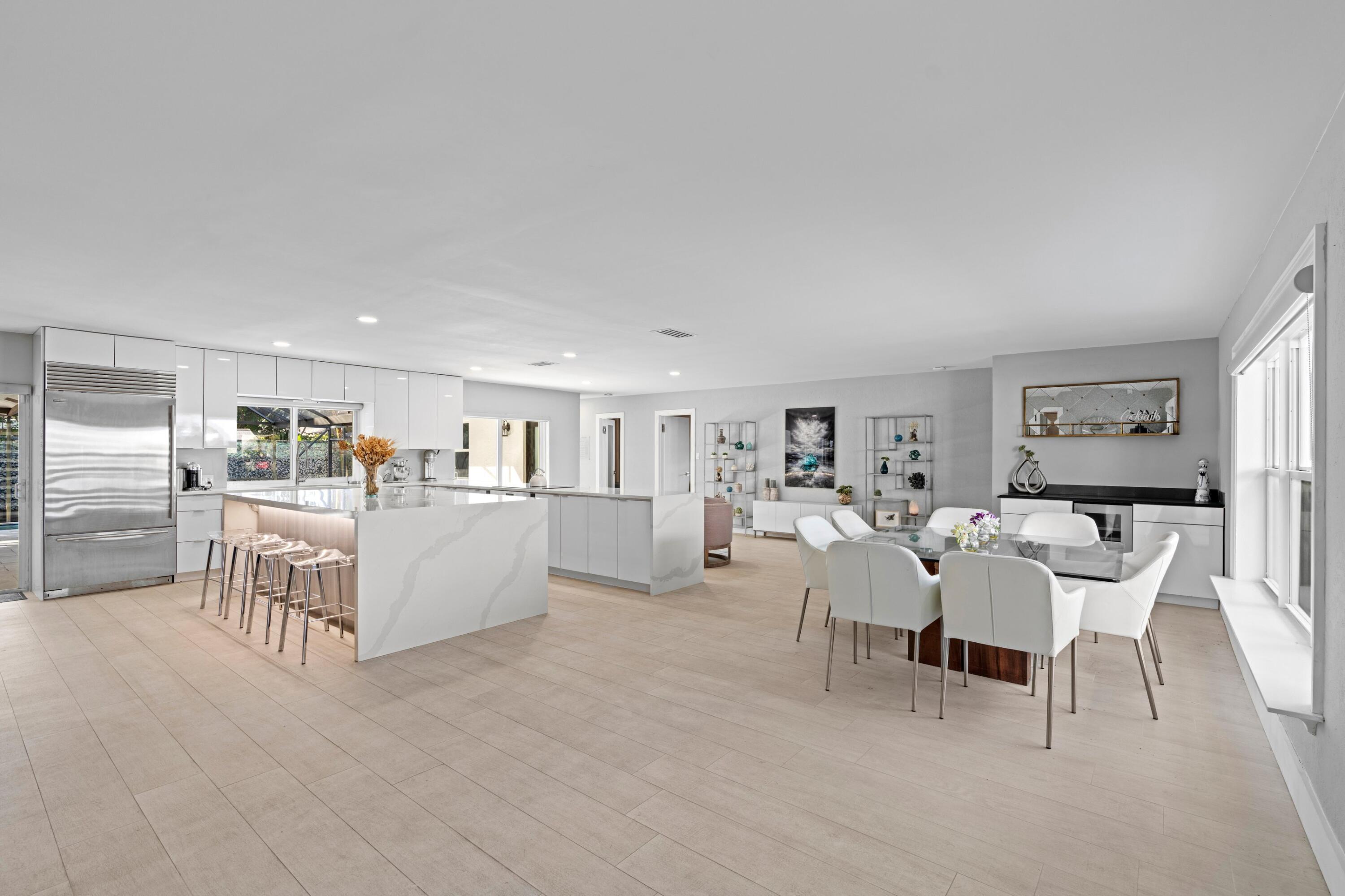 383 Denny Court Boca Raton, FL 33486 - Photo 8 of 43 Dining Room