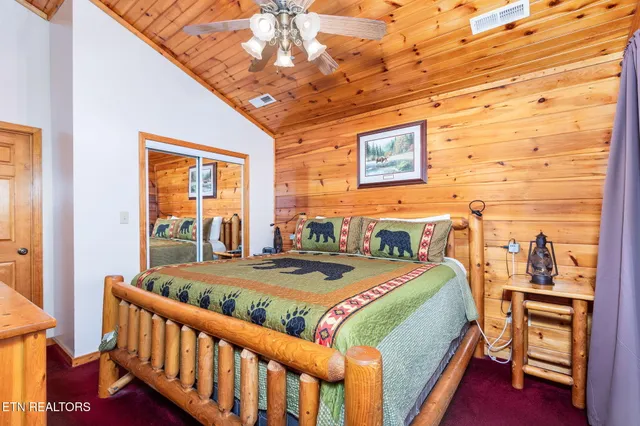 $825,000 | 2039 Oakmont Drive, Sevierville, TN 37876