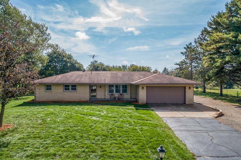 6648 Alvina Road Rockford, IL 61101 - Photo 1 of 25 Gallery Image 1