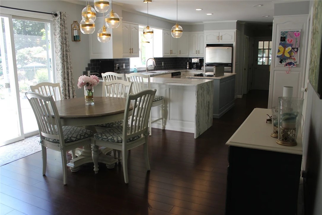 336 Gilbert Stuart Drive Warwick, RI 02818 - Photo 11 of 41