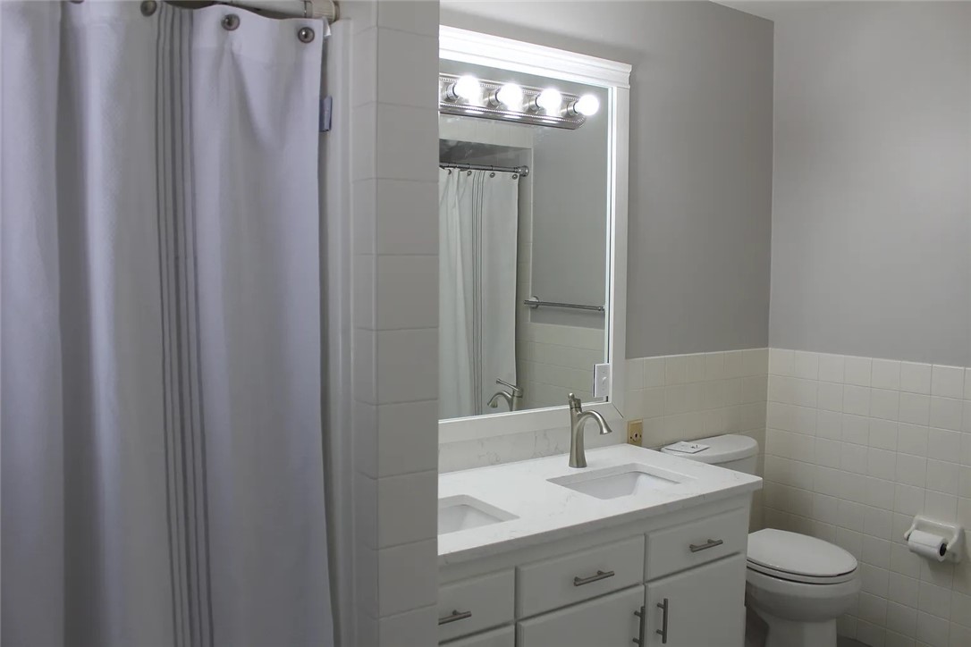 336 Gilbert Stuart Drive Warwick, RI 02818 - Photo 34 of 41