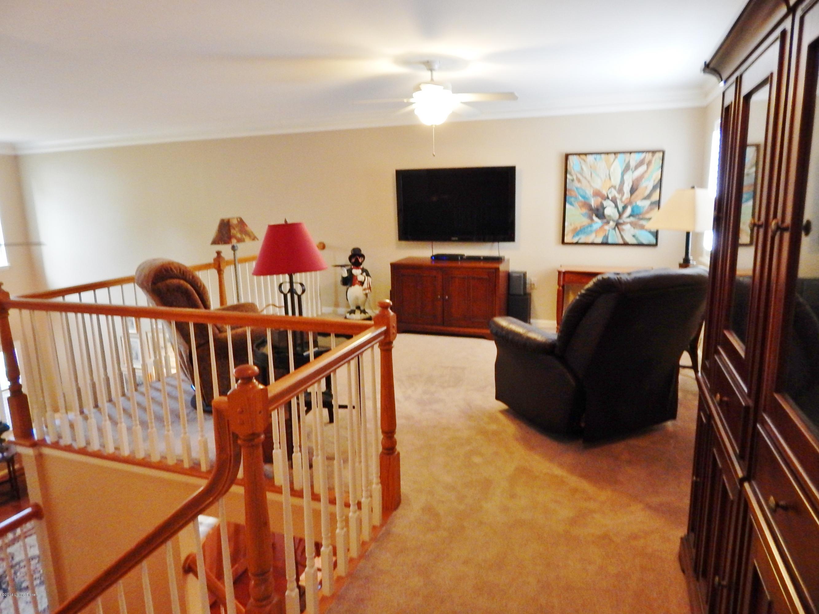 7011 Ridge Run Circle Prospect, KY 40059 - Photo 18 of 27 Loft