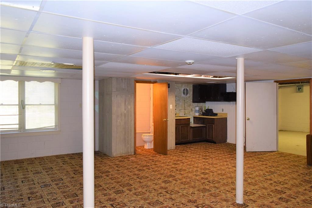 628 Peach Orchard Road Mayodan, NC 27027 - Photo 22 of 30 Additional view with kitchenette and half bath