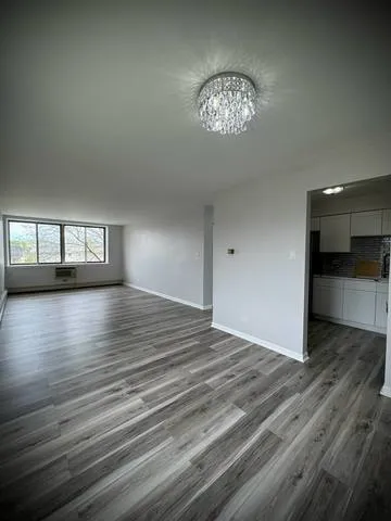 $156,000 | 9720 South Pulaski Road, Unit 306, Oak Lawn, IL 60453