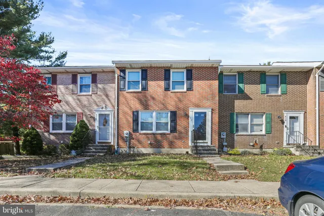 $2,000 | 412 Windy Knoll Drive, Mount Airy, MD 21771