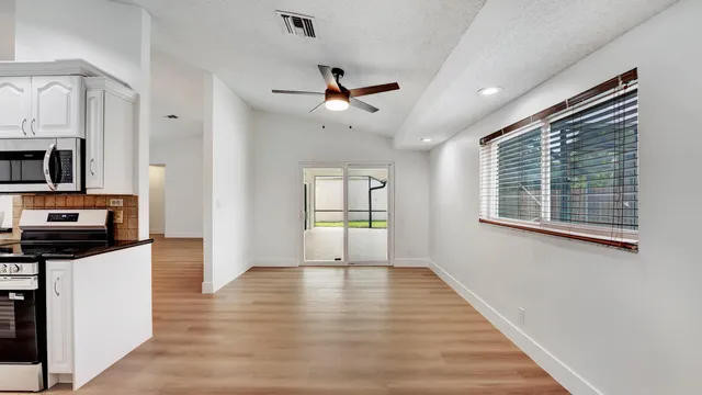 $4,600 | 20977 Country Creek Drive, Boca Raton, FL 33428