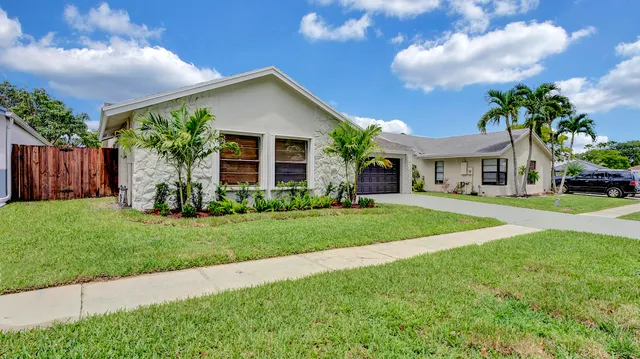 $4,600 | 20977 Country Creek Drive, Boca Raton, FL 33428