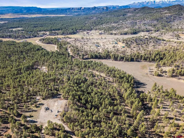 a view of an outdoor space