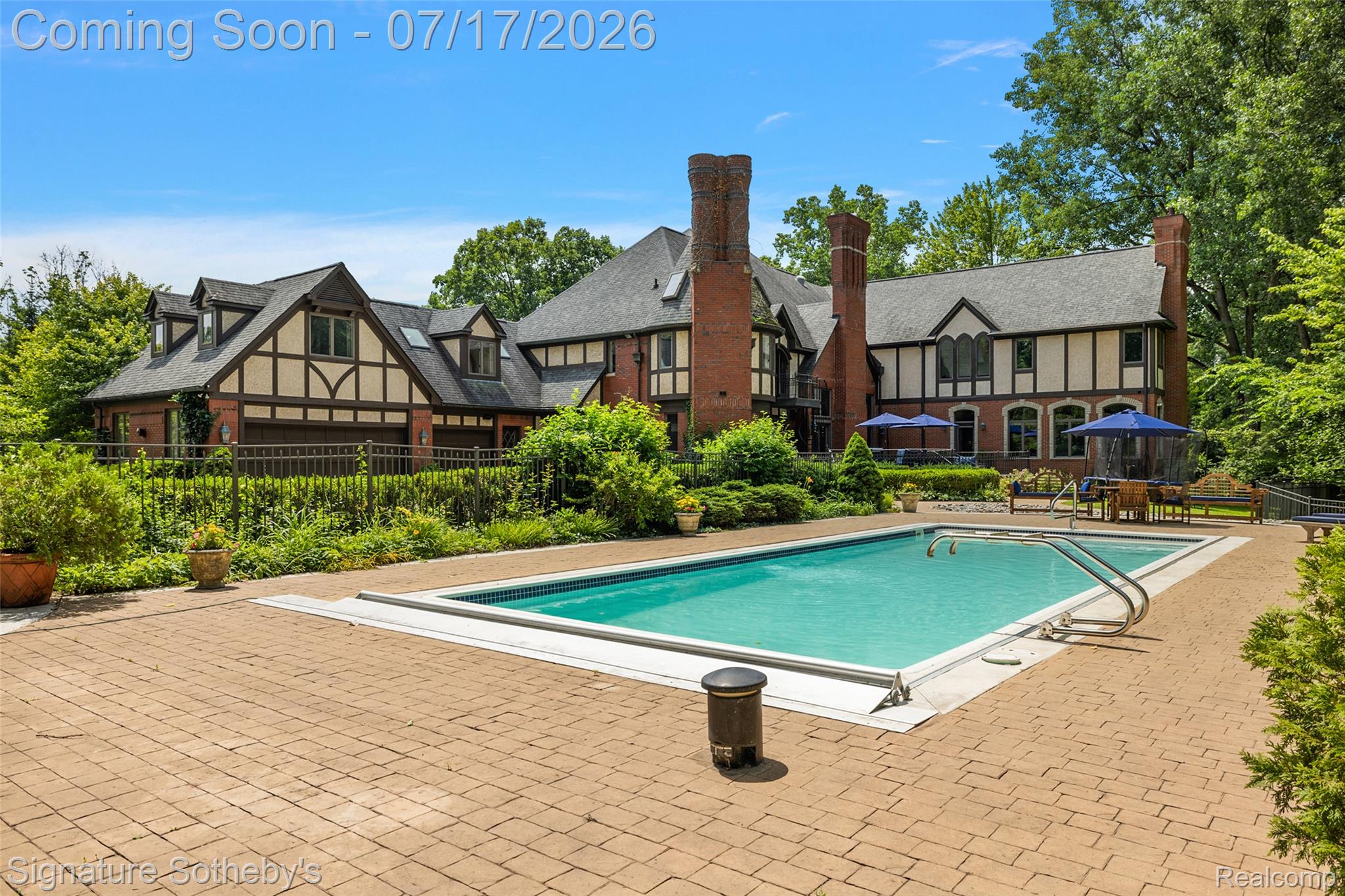 1235 Westview Road Bloomfield Hills, MI 48304 - Photo 12 of 77 023-1235 Westview-23.jpg