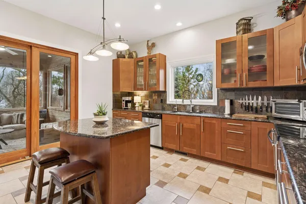 $825,000 | 5100 Glendale Road, Mound, MN 55364