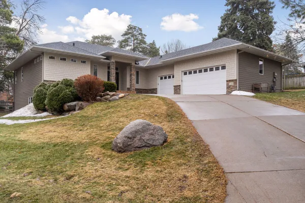 $825,000 | 5100 Glendale Road, Mound, MN 55364
