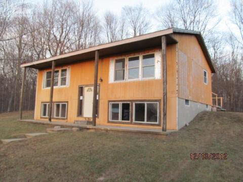 9243 Vassar Road Millington, MI 48746 - Photo 11 of 28 20152769-10.JPG