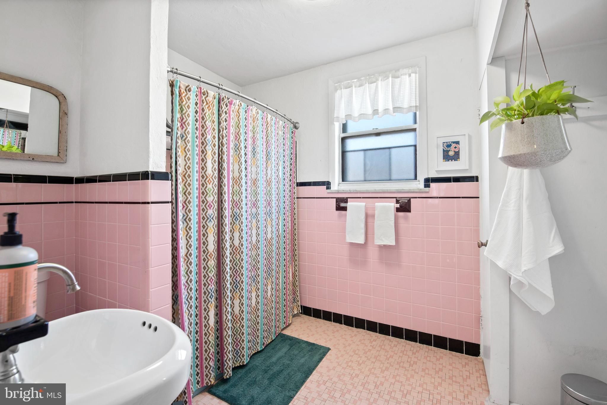 1819 Tree Street Philadelphia, PA 19145 - Photo 19 of 24 Gallery Image 19