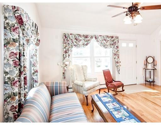 1 Long Boat Road Bourne, MA 02532 - Photo 20 of 29 a living room with furniture and a rug