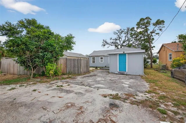 $260,000 | 4811 Fairfield Avenue South, St. Petersburg, FL 33711
