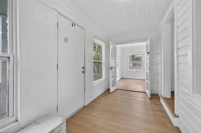 $260,000 | 4811 Fairfield Avenue South, St. Petersburg, FL 33711