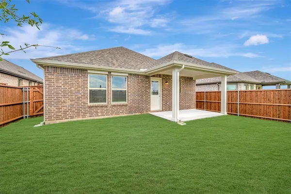 $287,990 | 7003 Butterfield Drive, Sanger, TX 76266