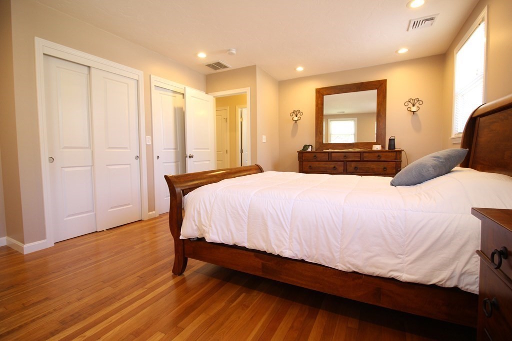 817 Concord Road Marlborough, MA 01752 - Photo 6 of 29 Gallery Image 6