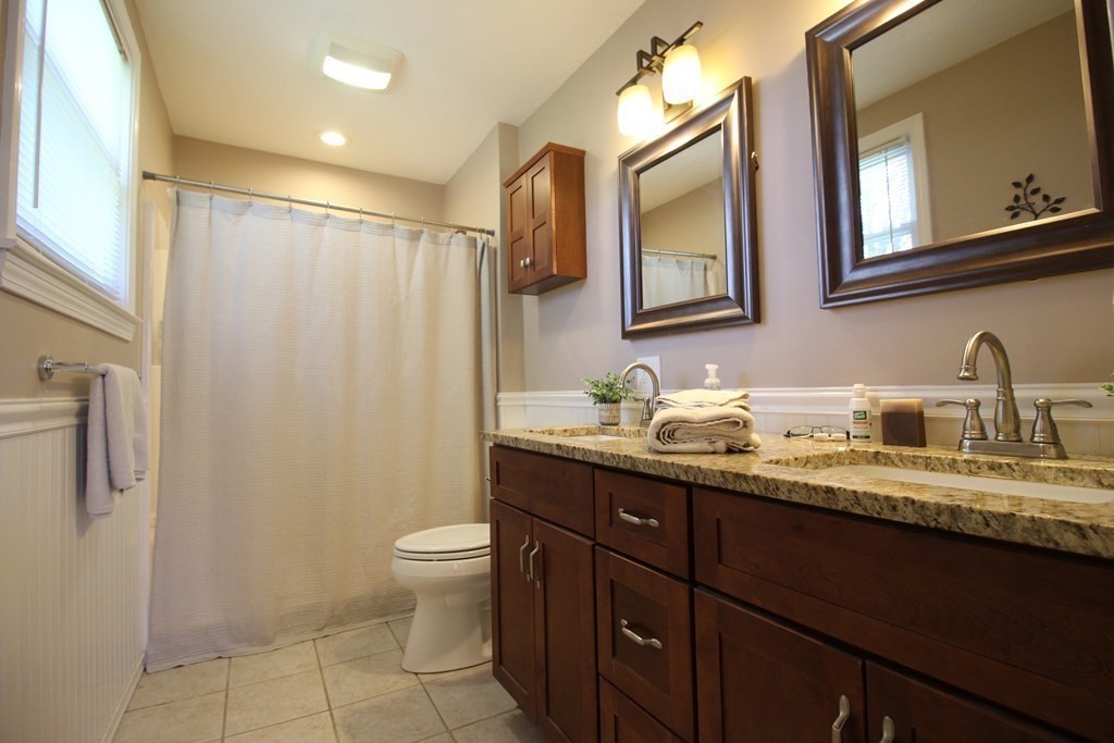 817 Concord Road Marlborough, MA 01752 - Photo 8 of 29 Gallery Image 8