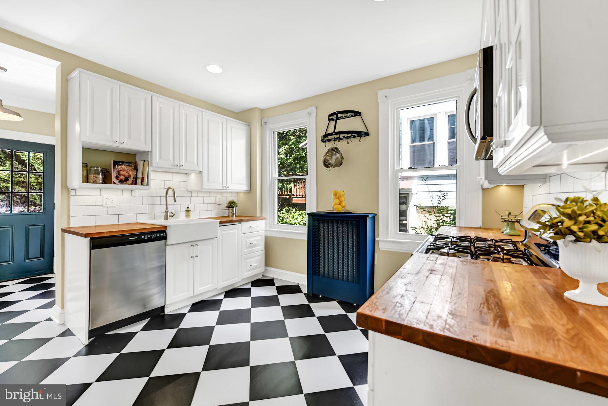 5314 Tramore Road Baltimore, MD 21214 - Photo 10 of 29