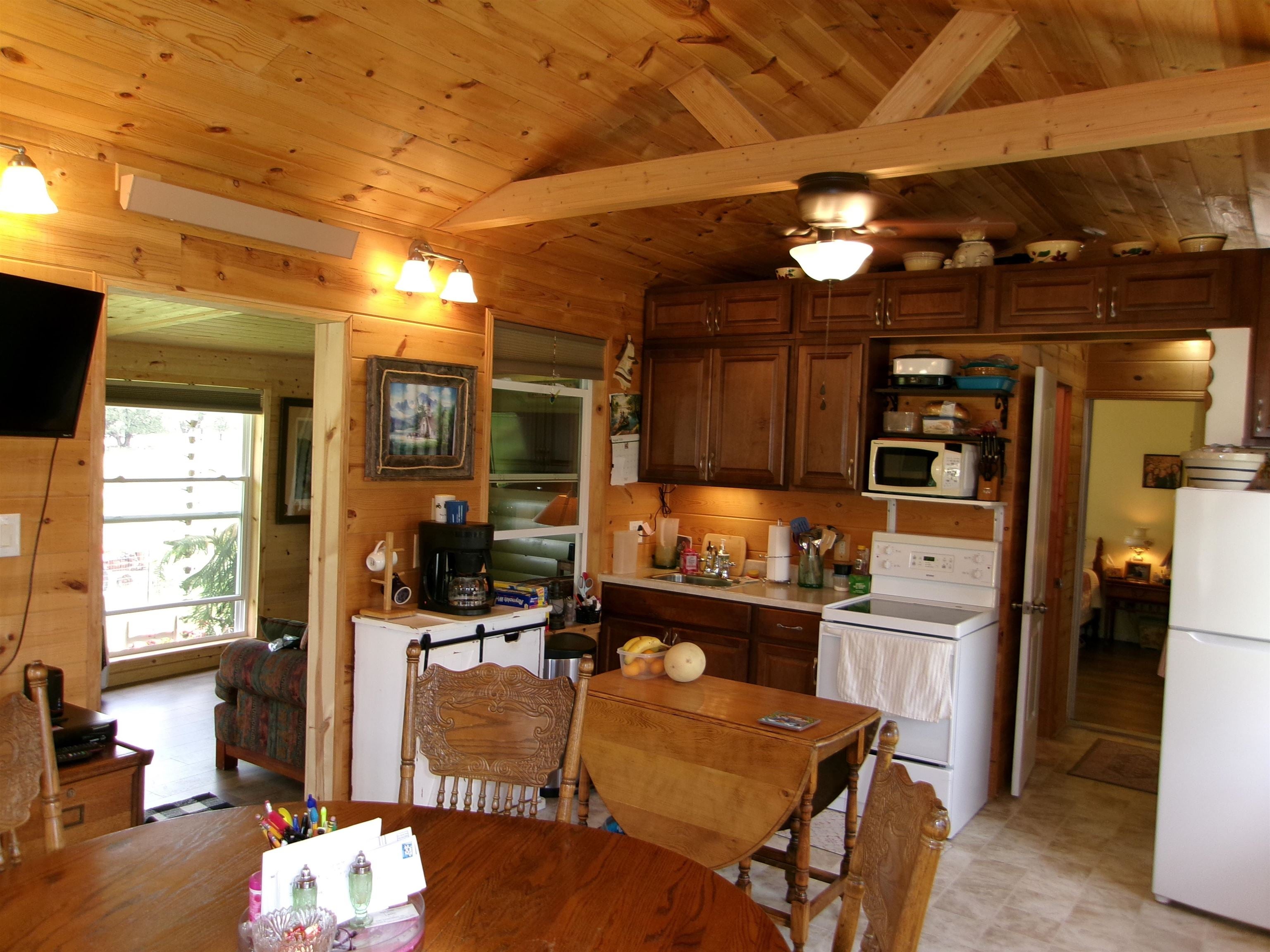 1752 Rio Penasco Road Mayhill, NM 88339 - Photo 11 of 37 Gallery Image 11