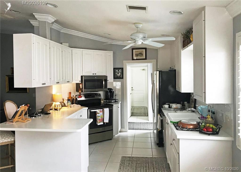 1177 Southwest Balmoral Trace Stuart, FL 34997 - Photo 2 of 30 Gallery Image 2