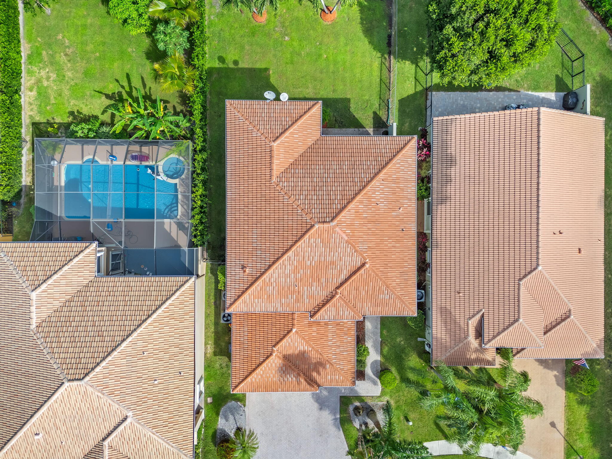11071 Laurel Walk Road Wellington, FL 33449 - Photo 33 of 45 34-web-or-mls-DJI_20251015112134_0013_D