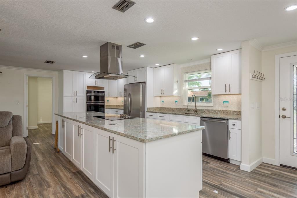 5009 Dory Drive New Port Richey, FL 34652 - Photo 12 of 62