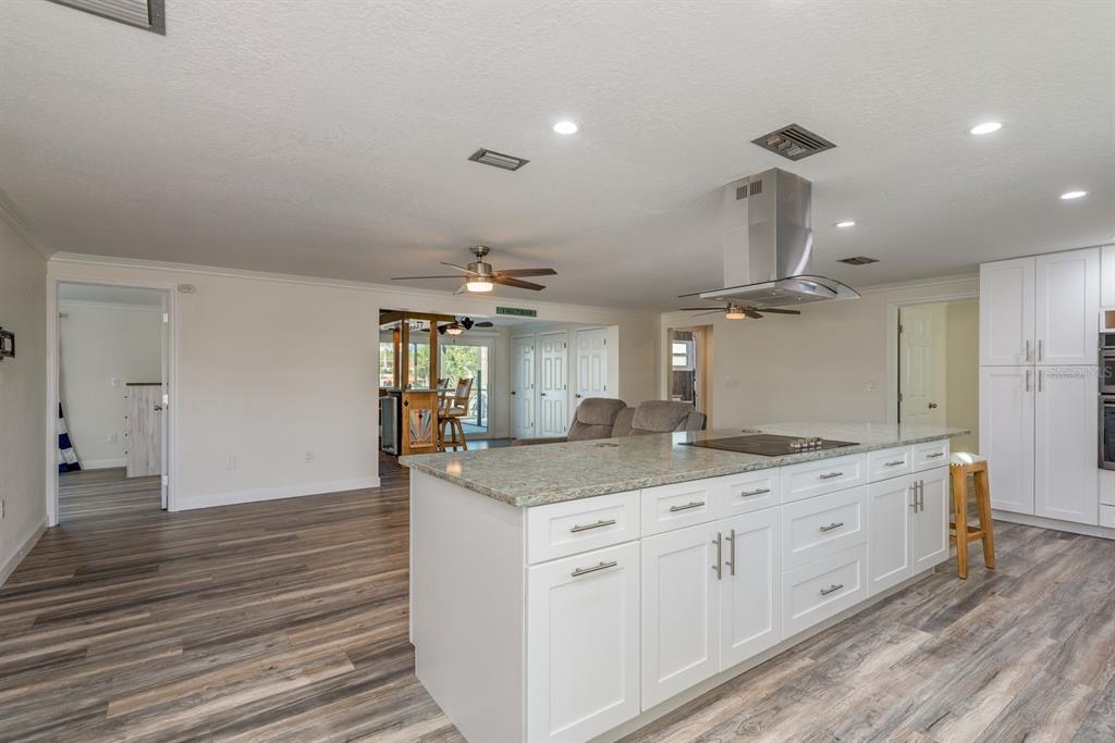 5009 Dory Drive New Port Richey, FL 34652 - Photo 6 of 62