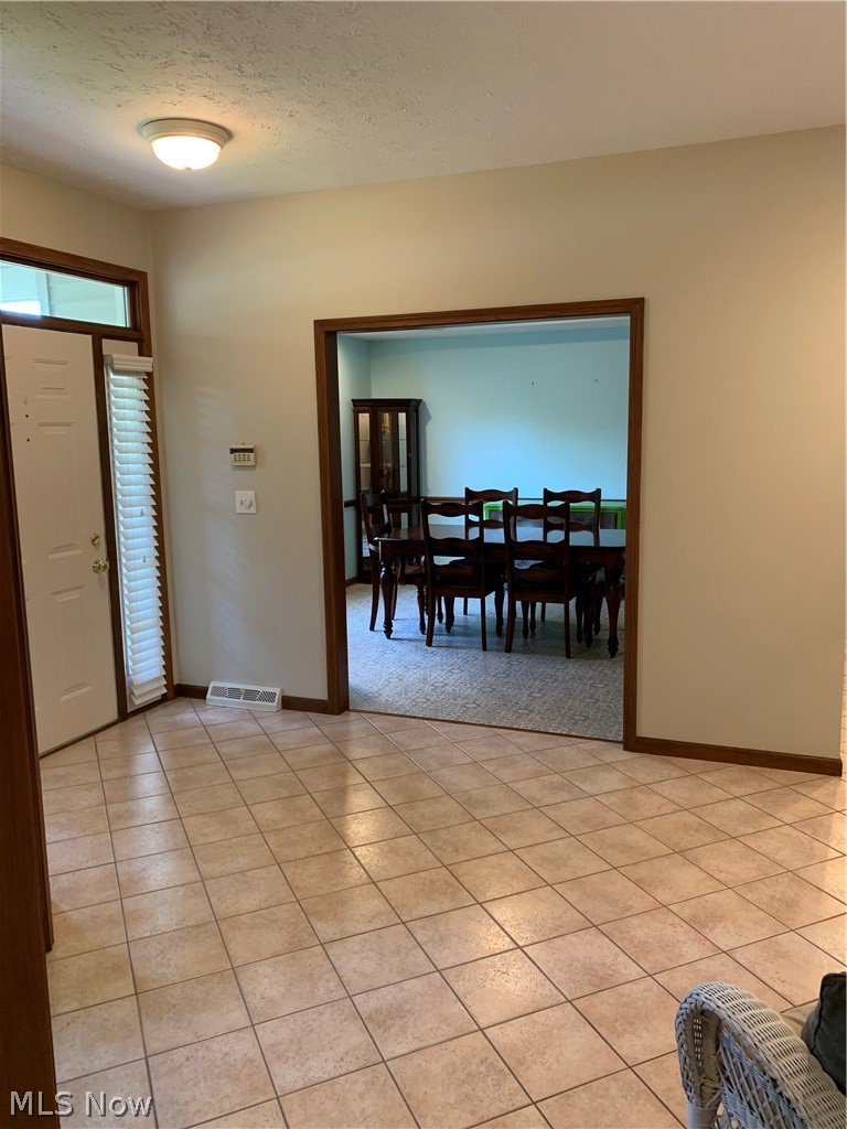 452 Longspur Road Highland Heights, OH 44143 - Photo 6 of 29
