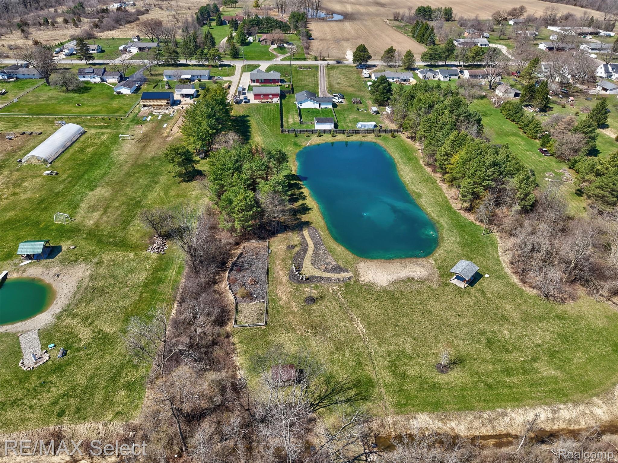 3309 South Vassar Road Davison, MI 48423 - Photo 45 of 45 3309 S. Vassar Rd 058.jpg