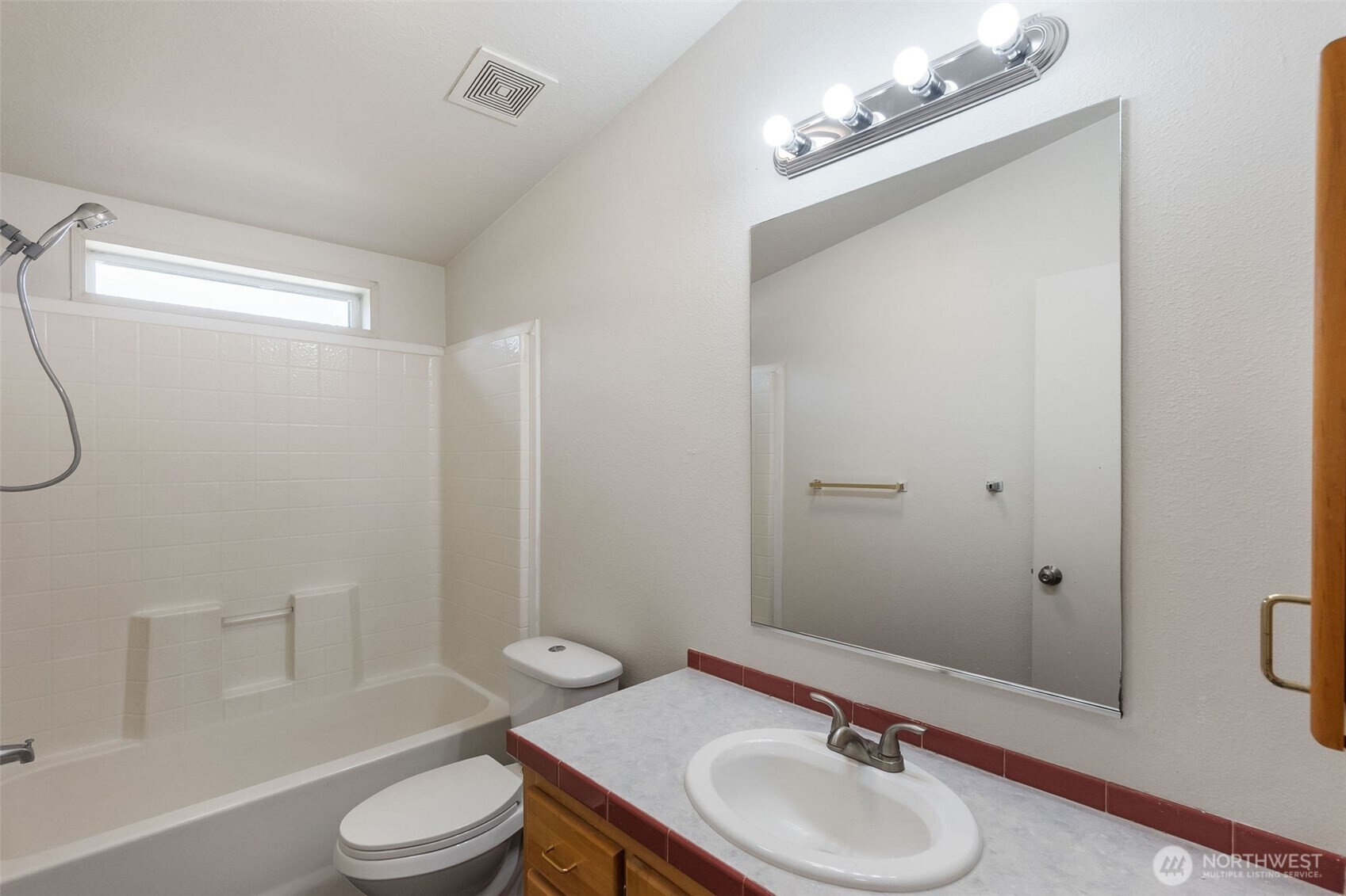8530 Steilacoom Road Southeast, Unit 16 Olympia, WA 98513 - Photo 11 of 27 Gallery Image 11