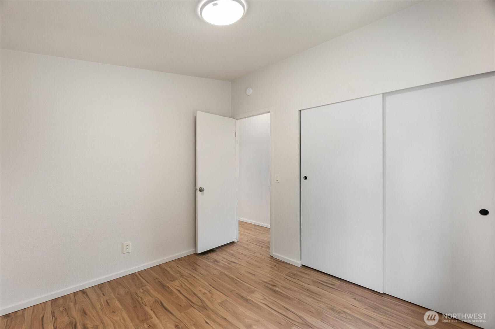 8530 Steilacoom Road Southeast, Unit 16 Olympia, WA 98513 - Photo 9 of 27 Gallery Image 9