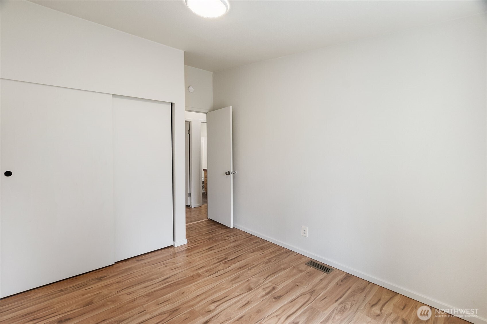 8530 Steilacoom Road Southeast, Unit 16 Olympia, WA 98513 - Photo 10 of 27 Gallery Image 10