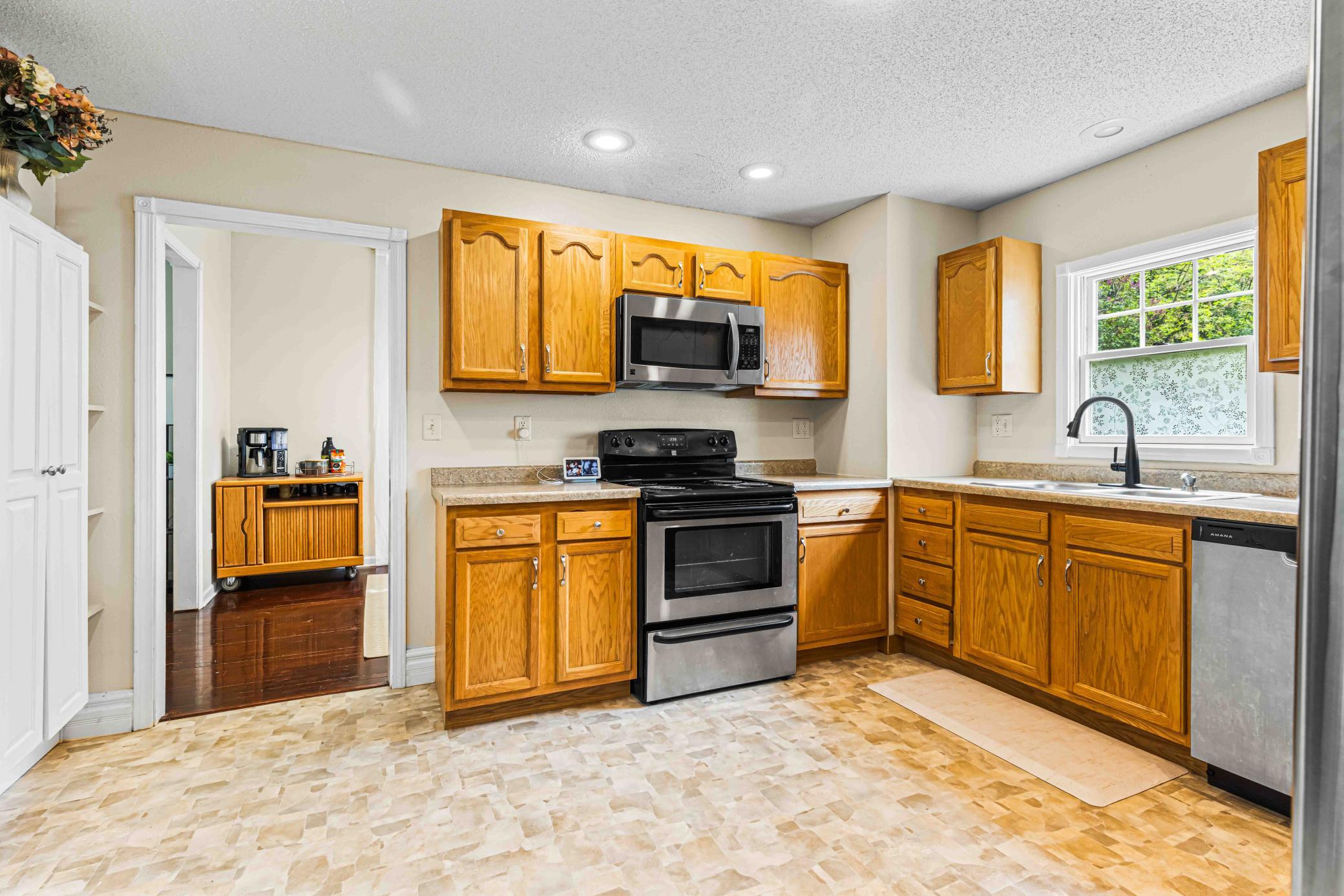 205 14th Street South Fargo, ND 58103 - Photo 24 of 44