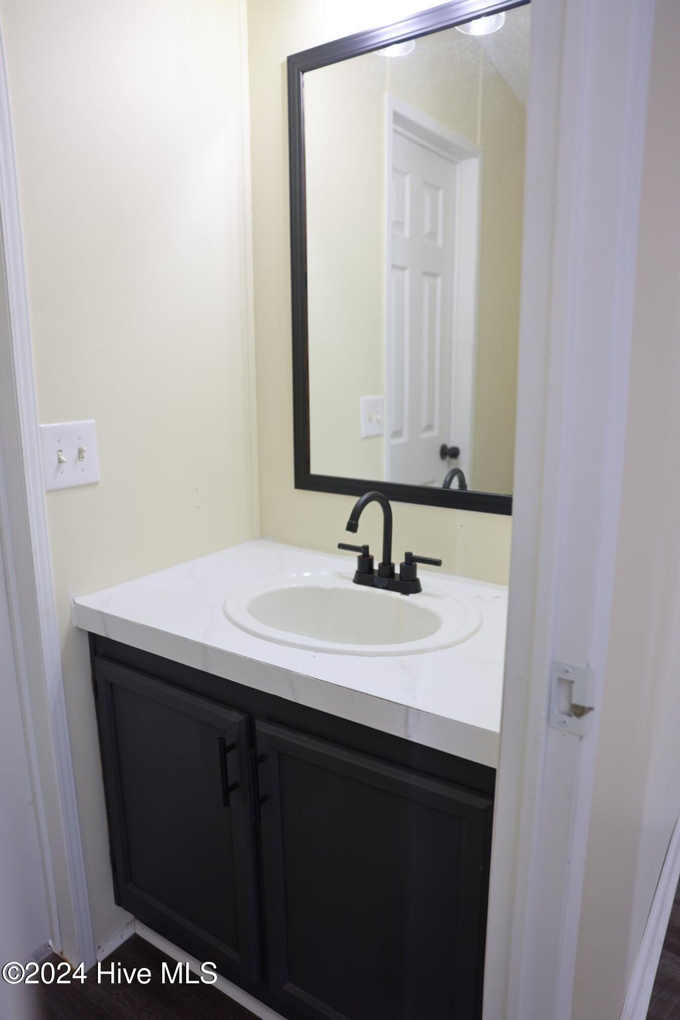 307 North Winchester Lane Hubert, NC 28539 - Photo 15 of 16 .