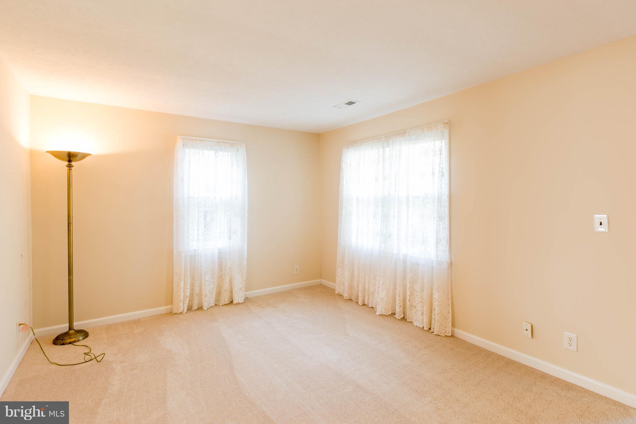 13382 Hill Road Newburg, MD 20664 - Photo 29 of 30 Living Room