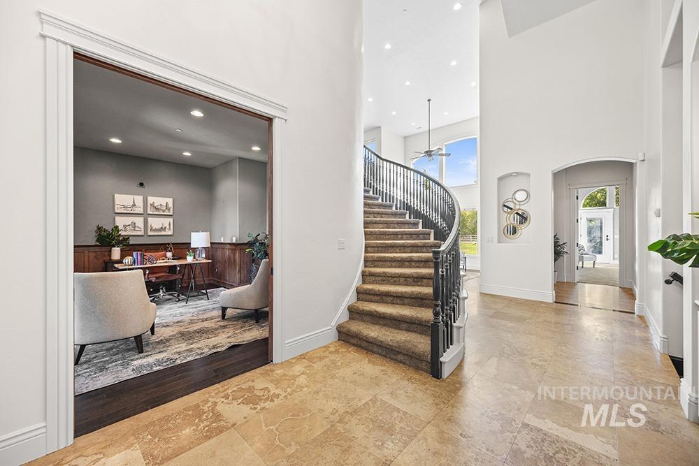 3598 North Timber Ridge Lane Eagle, ID 83616 - Photo 19 of 39