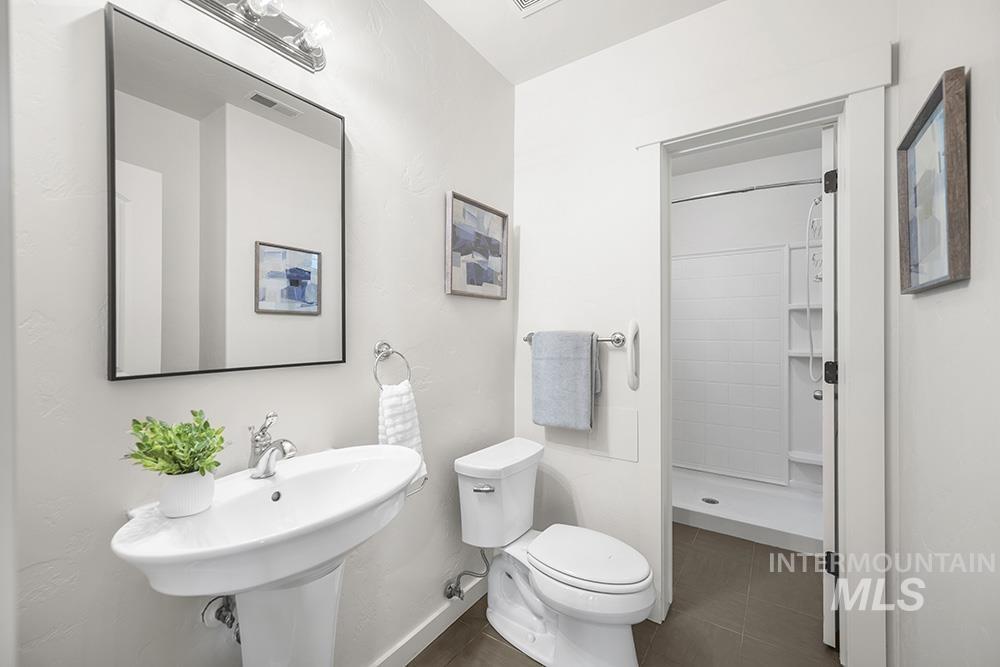 3598 North Timber Ridge Lane Eagle, ID 83616 - Photo 32 of 39