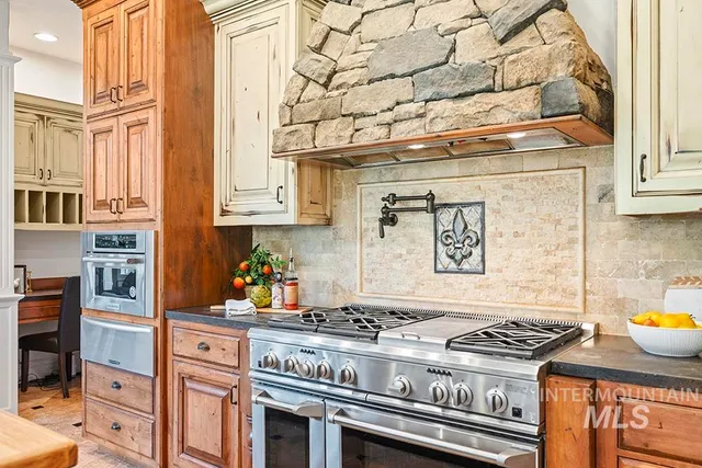 $2,399,000 | 3598 North Timber Ridge Lane, Eagle, ID 83616