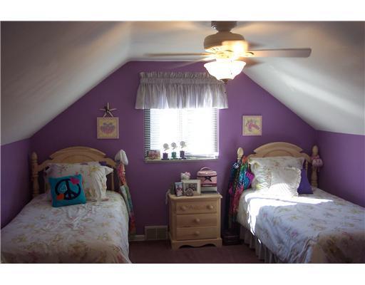 269 Orchard Spring Road Pittsburgh, PA 15220 - Photo 14 of 18 Bedroom.
