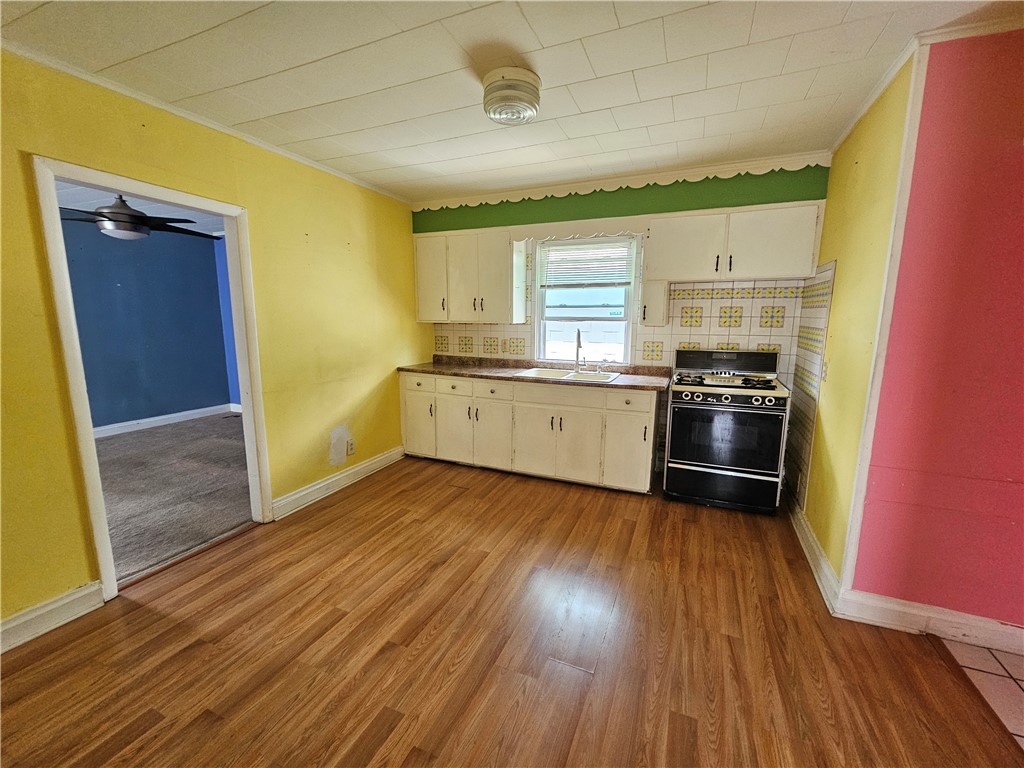 254 Anderson Avenue Rochester, NY 14607 - Photo 2 of 7