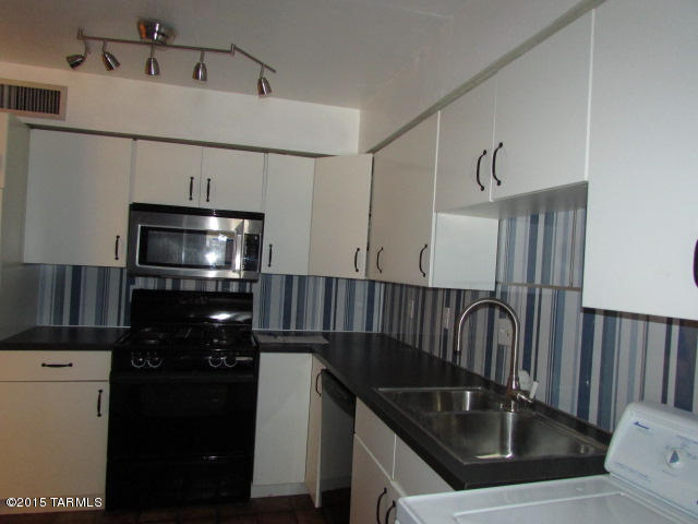 2745 West Anklam Road, Unit E Tucson, AZ 85745 - Photo 27 of 44 Gallery Image 27