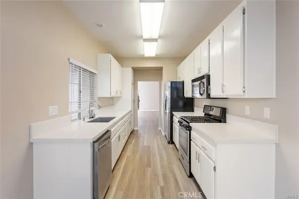 $2,400 | 27294 Family Circle, Menifee, CA 92586