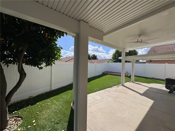 $2,400 | 27294 Family Circle, Menifee, CA 92586